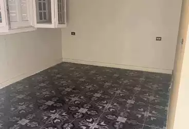 Apartments For sale - 2 rooms - floor 4