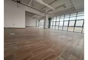 Administrative For rent - 5 rooms - floor 1