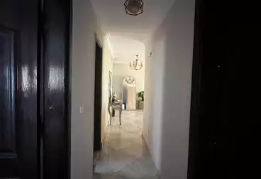Apartments For sale - 3 rooms - floor 5