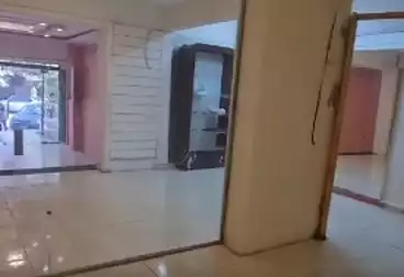 Commercial For sale - floor 1