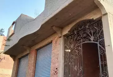 House / Home For sale - 3 rooms
