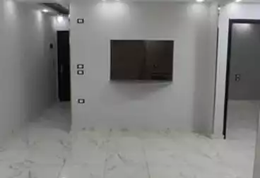 Apartments For sale - 2 rooms - floor 8