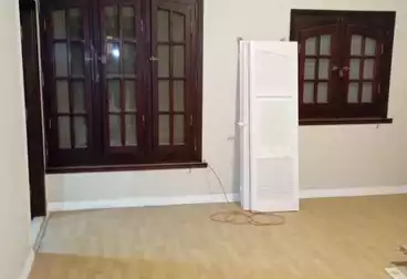 Apartments For sale - 3 rooms - floor 1
