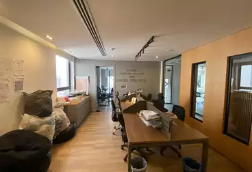 Administrative For rent - 4 rooms - floor 6