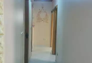 شقق للبيع - 2 غرف - بالدور 4