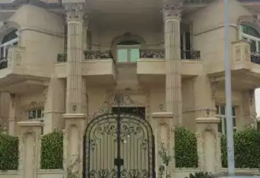 Garden Villa For sale - 6 rooms