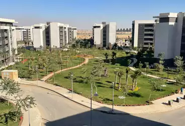 شقق مفروشة للبيع - 2 غرف - بالدور 4