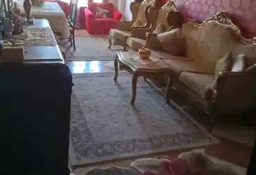 شقق للبيع - 3 غرف - بالدور 8