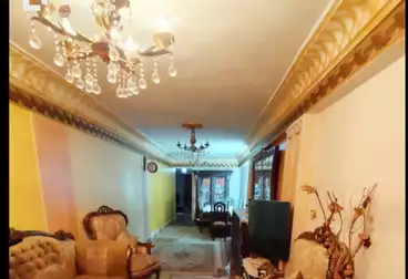 Apartments For sale - 2 rooms - floor 5