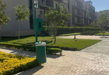 Apartment with Garden For sale - 3 rooms - floor 0