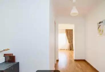 Apartments For sale - 2 rooms - floor 6