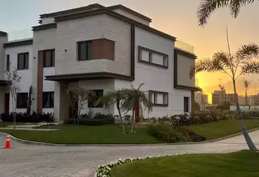 Villas For sale - 5 rooms