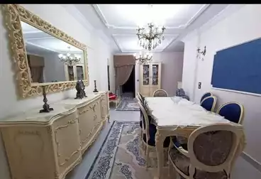 Apartments For sale - 2 rooms - floor 8