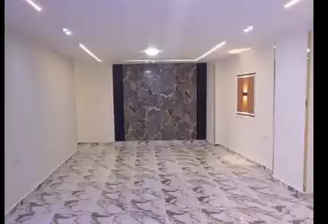 Apartments For sale - 3 rooms - floor 1