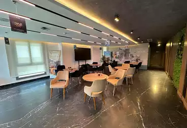 Administrative For rent - 6 rooms - floor 4