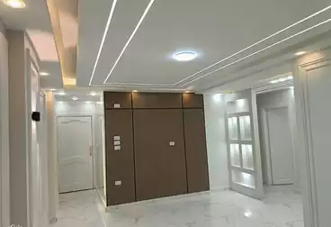 Apartments For sale - 3 rooms - floor 8