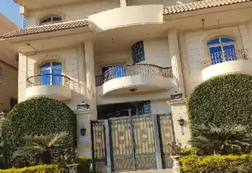 Villas For sale - 14 rooms