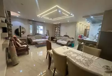 Furnished Apartment For rent - 3 rooms - floor 3