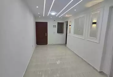 Apartments For sale - 2 rooms - floor 8