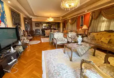 Apartments For sale - 3 rooms - floor 4