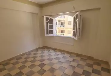 Apartments For sale - 2 rooms - floor 1