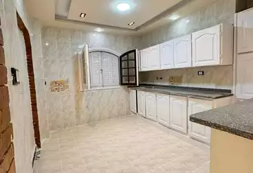Apartments For sale - 3 rooms - floor 1