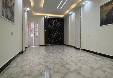 شقق للبيع - 2 غرف - بالدور 1