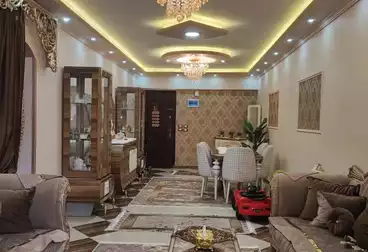 شقق للبيع - 3 غرف - بالدور 1