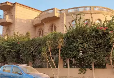 فلل للبيع - 6 غرف