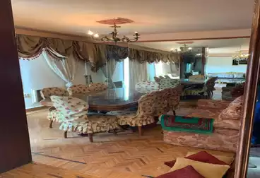 Villas For sale - 10 rooms