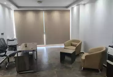 إداري للإيجار - 3 غرف - بالدور 4
