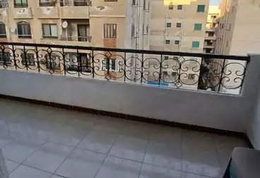 Apartments For sale - 1 rooms - floor 4
