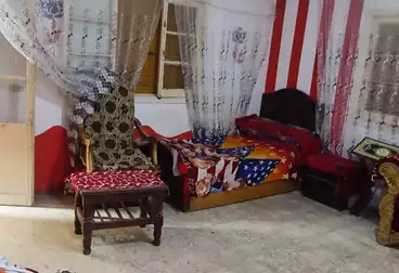 House / Home For sale - 9 rooms