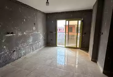 شقق للبيع - 3 غرف - بالدور 4