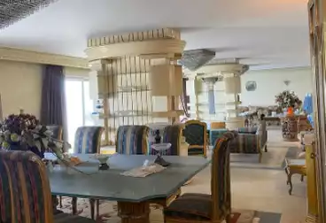 Apartments For sale - 6 rooms - floor 12