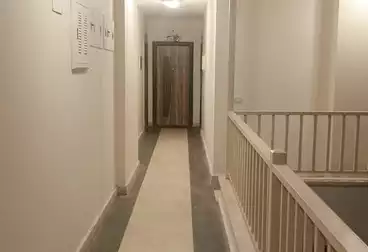 Furnished Apartment For sale - 2 rooms - floor 6