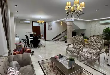 Villas For sale - 6 rooms