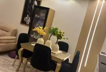 شقق للبيع - 2 غرف - بالدور 1
