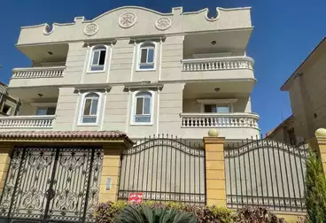 Separate Villa For sale - 10 rooms