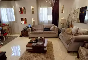 شقق للإيجار - 2 غرف - بالدور 2