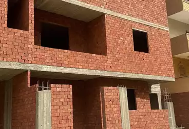 Apartments For sale - 3 rooms - floor 1