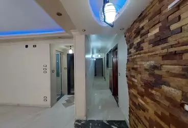 Apartments For rent - 3 rooms - floor 8