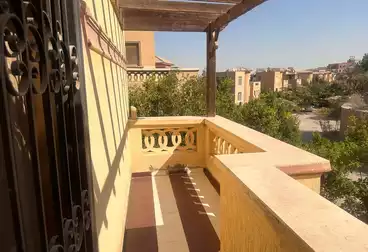 فيلا منفصلة للبيع - 5 غرف