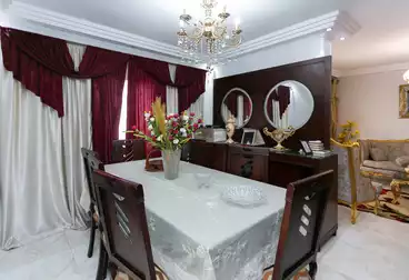 Apartments For sale - 4 rooms - floor 8
