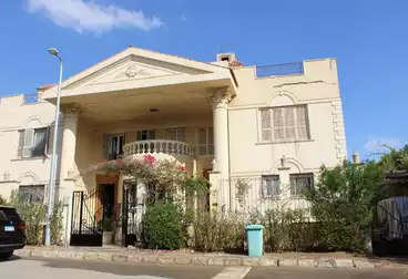 Villas For sale - 7 rooms