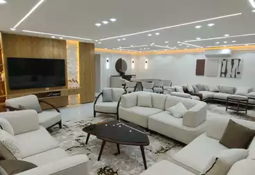 Furnished Apartment For sale - 3 rooms - floor 9