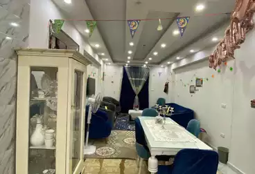 شقق للبيع - 3 غرف - بالدور 1