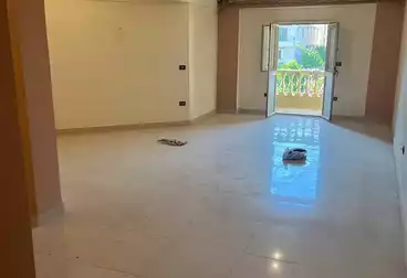 Apartments For sale - 3 rooms - floor 1