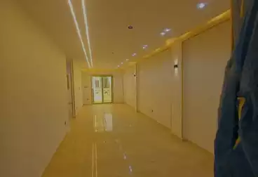 Apartments For sale - 3 rooms - floor 8