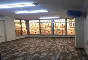 Administrative For sale - 3 rooms - floor 1